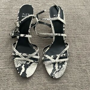 Alex Marie brand NEW black & white strappy heels - size 10